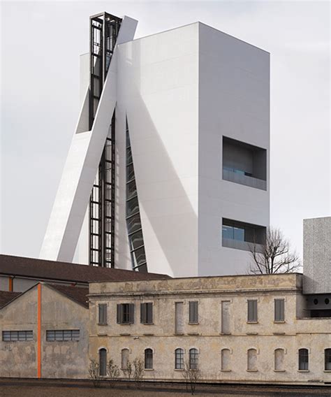 urbanistica milano fondazione prada|fondazione prada torre.